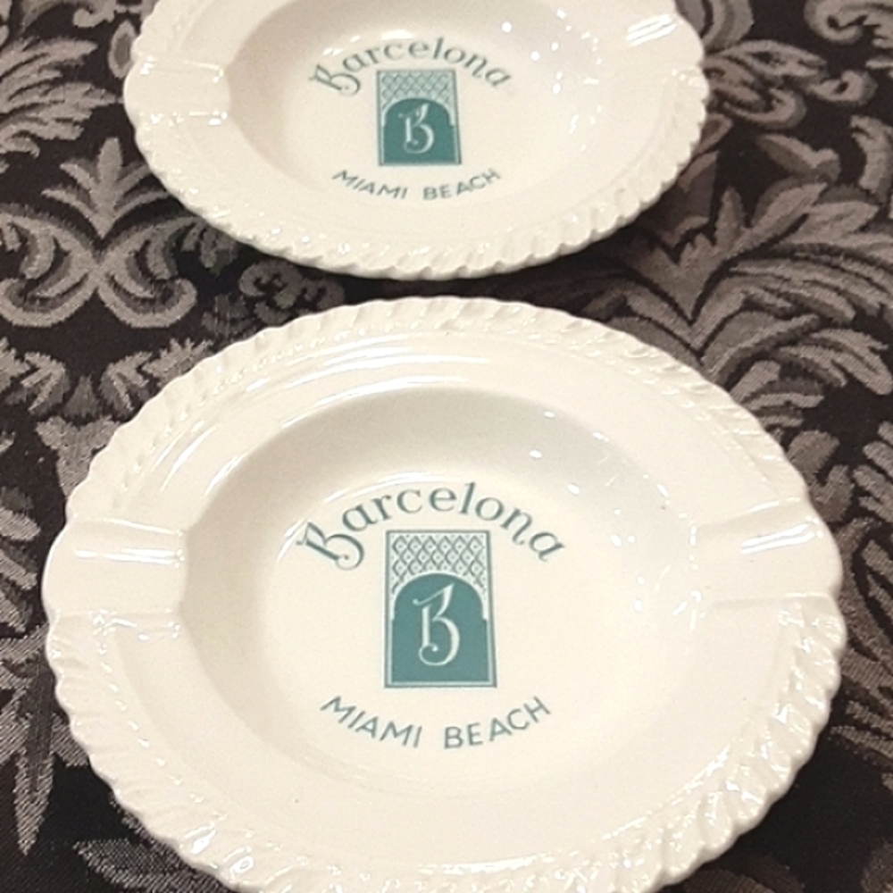 Vintage Retro Ashtray Duo